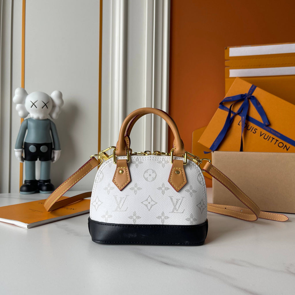B1P46E101 Popular leather bag