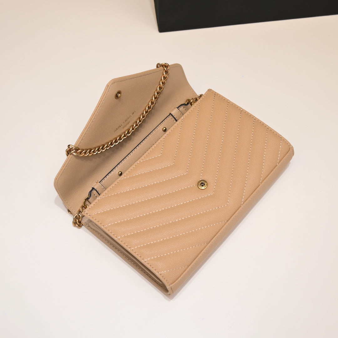 B1R56SL20 Popular leather bag