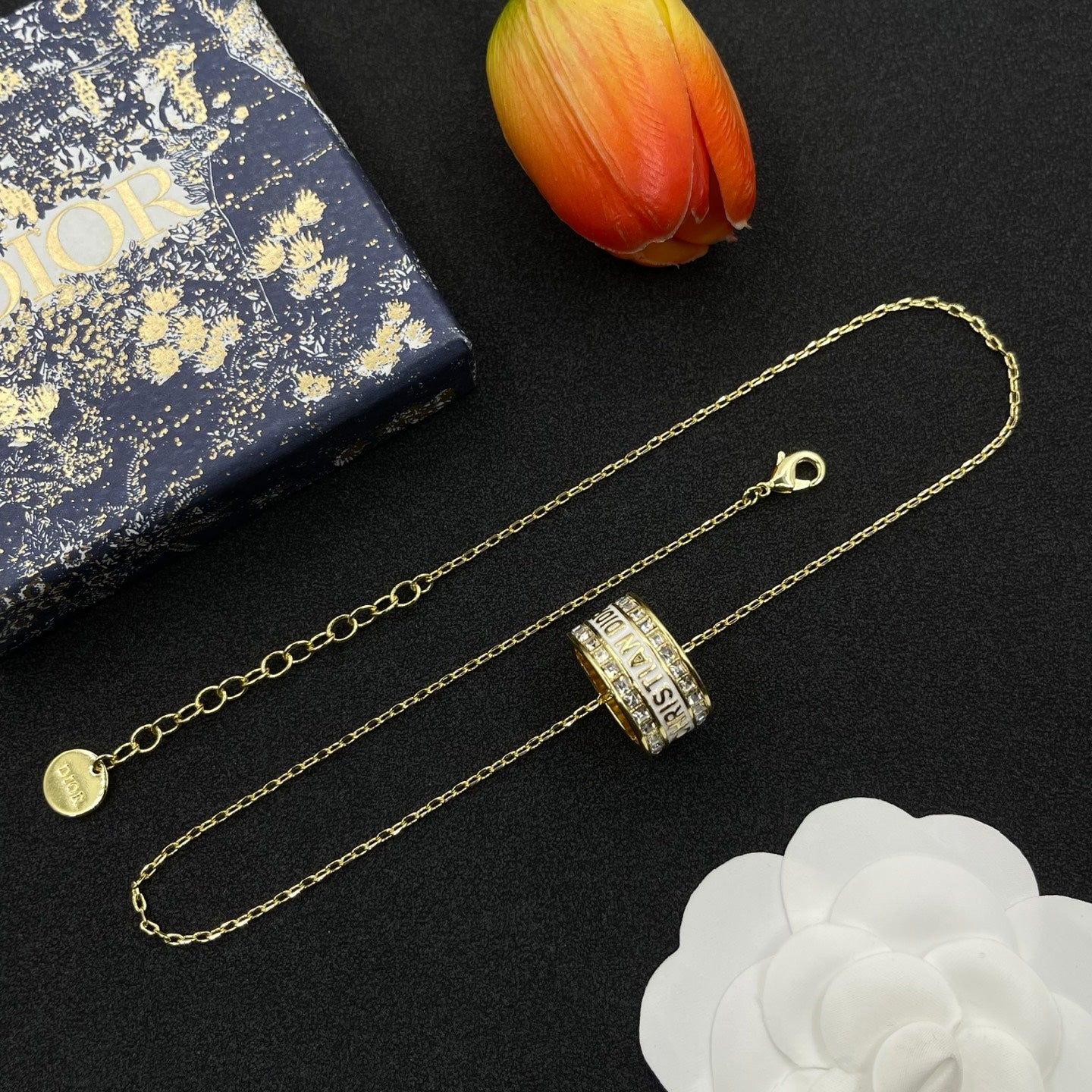 X1Q85D61X Popular Necklace