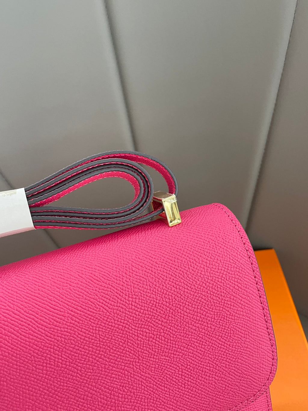 B1N55H63 Popular  leather bag
