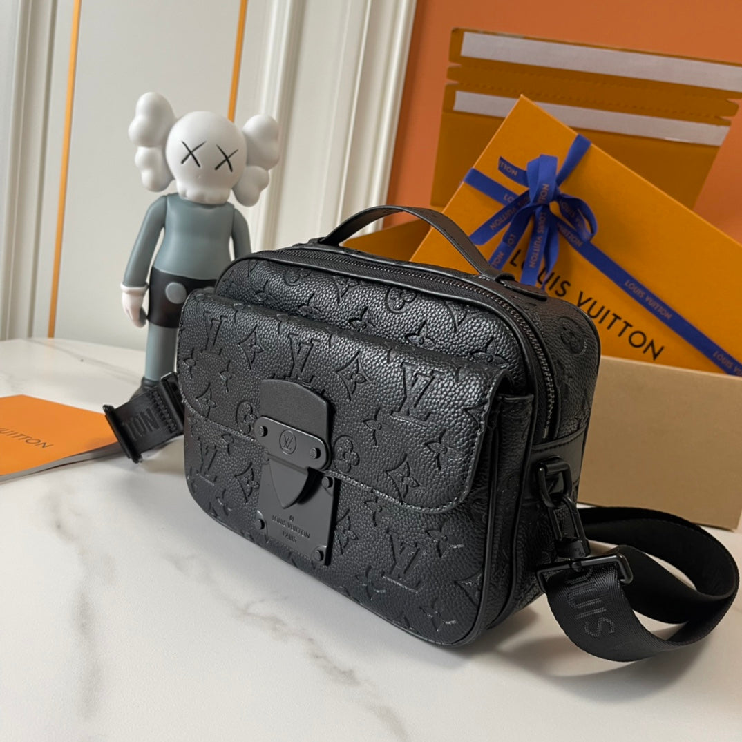 B1W15E38 Popular  leather bag