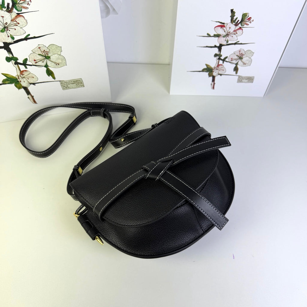 B1R76A27 Popular  leather bag