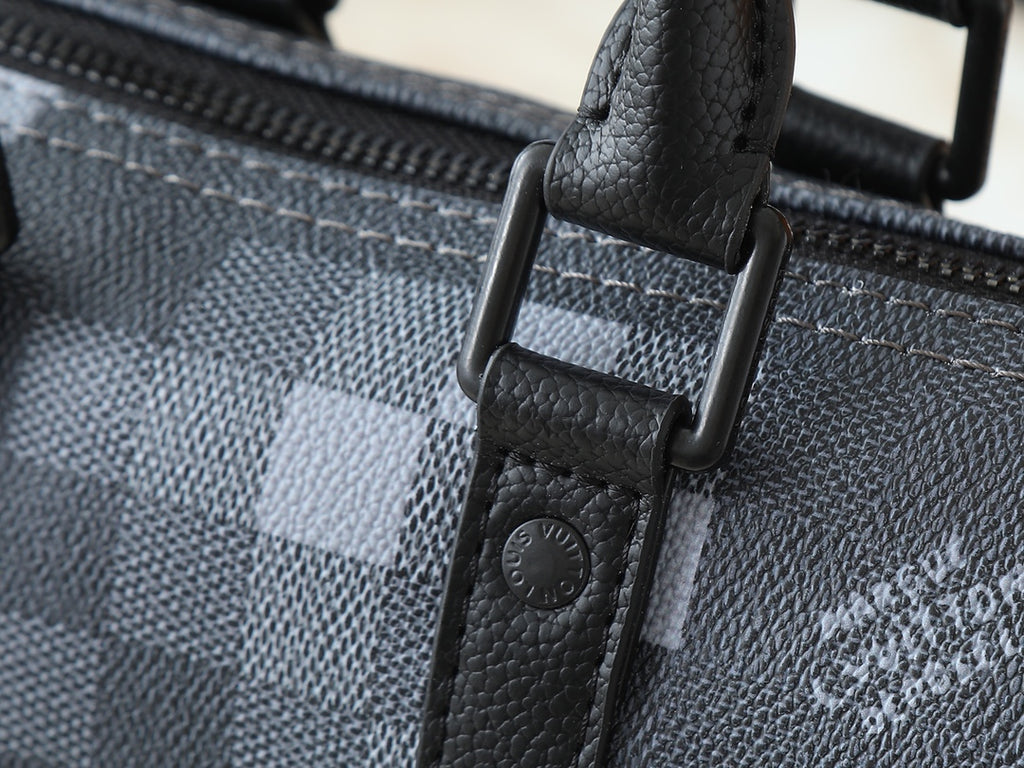 B1P46E34 Popular leather bag