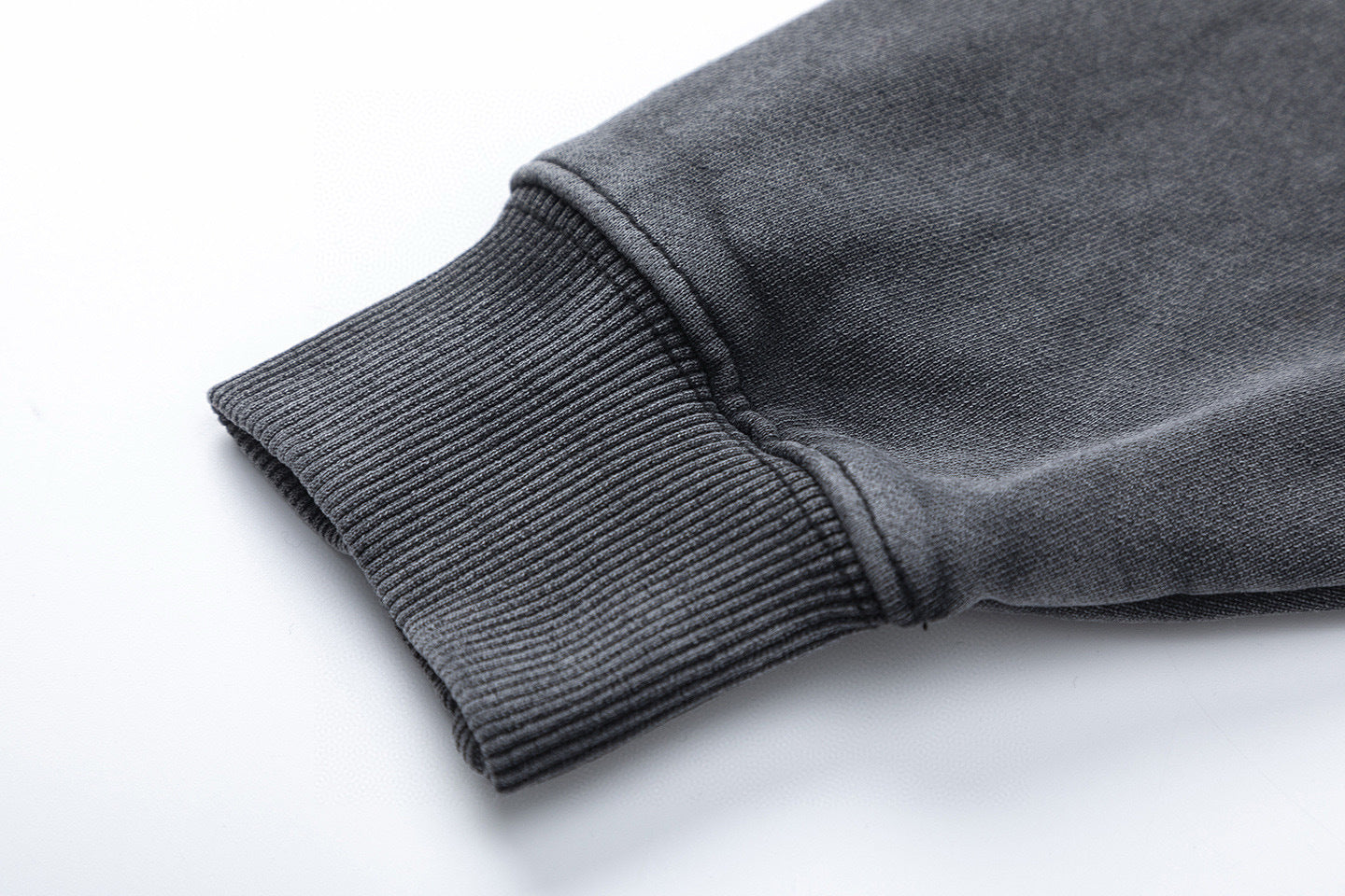 U1Z05B371 Popular Sweaters