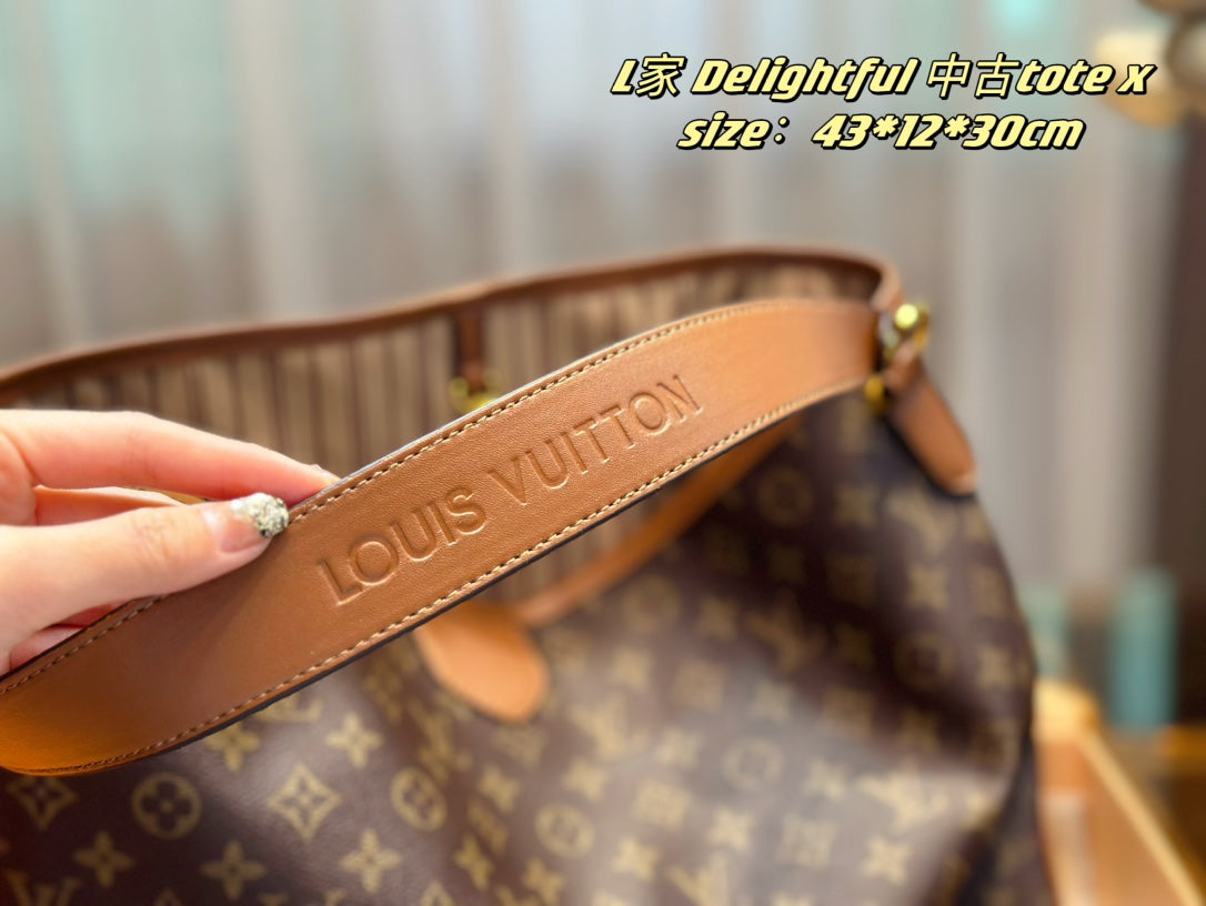 B6X103E213 Popular   leather bag 