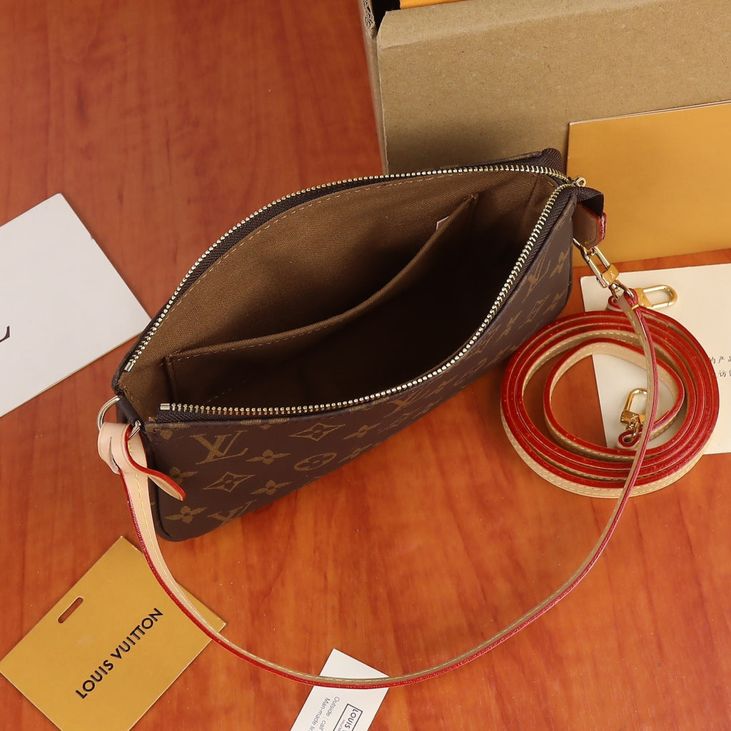B1X102E17 Popular  leather bag 