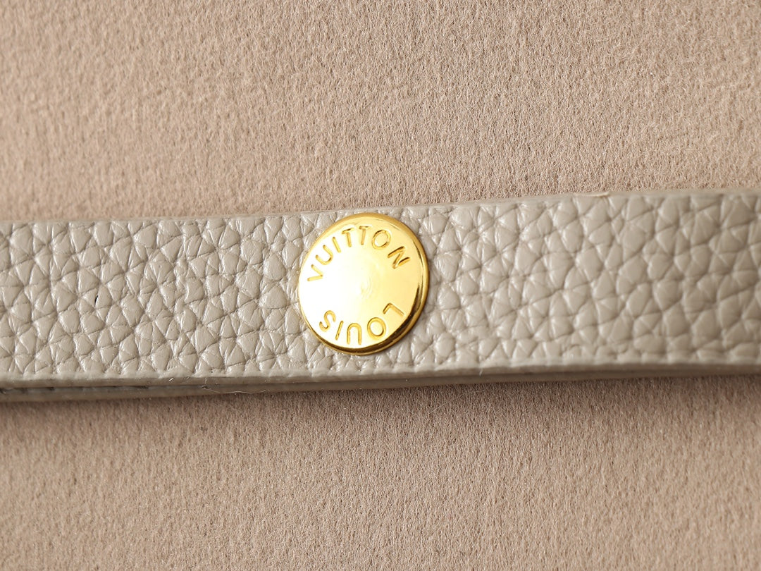 B12W15E1 Popular  leather bag