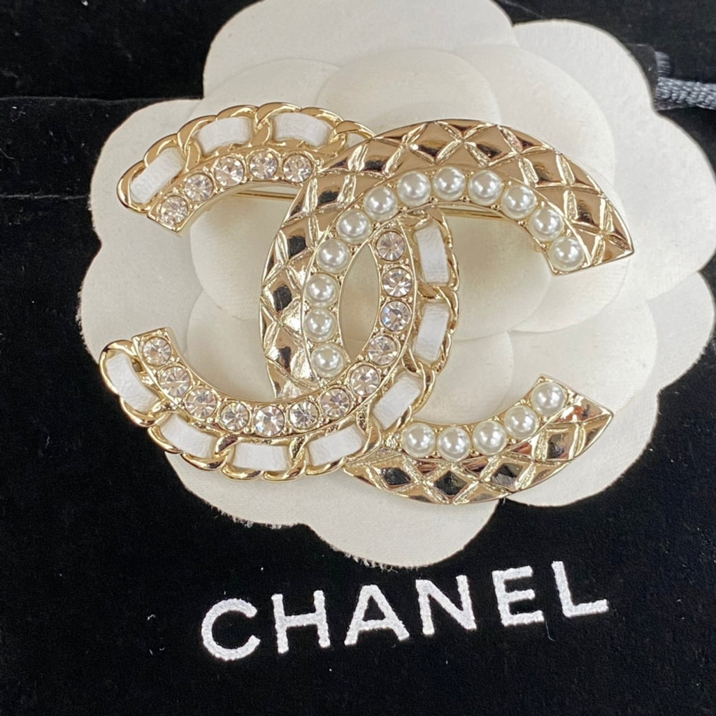 X1N36C66X Popula  Brooch