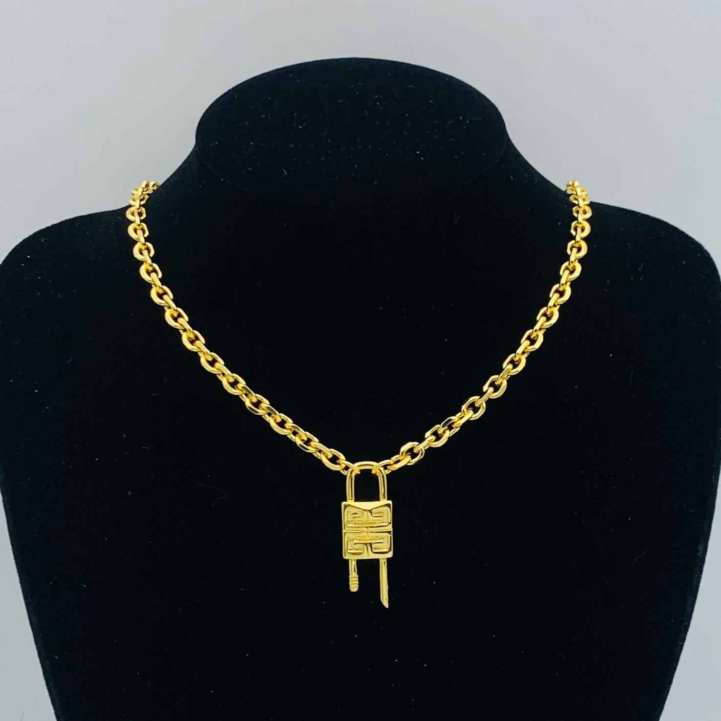 X1Q85A75X Popular Necklace
