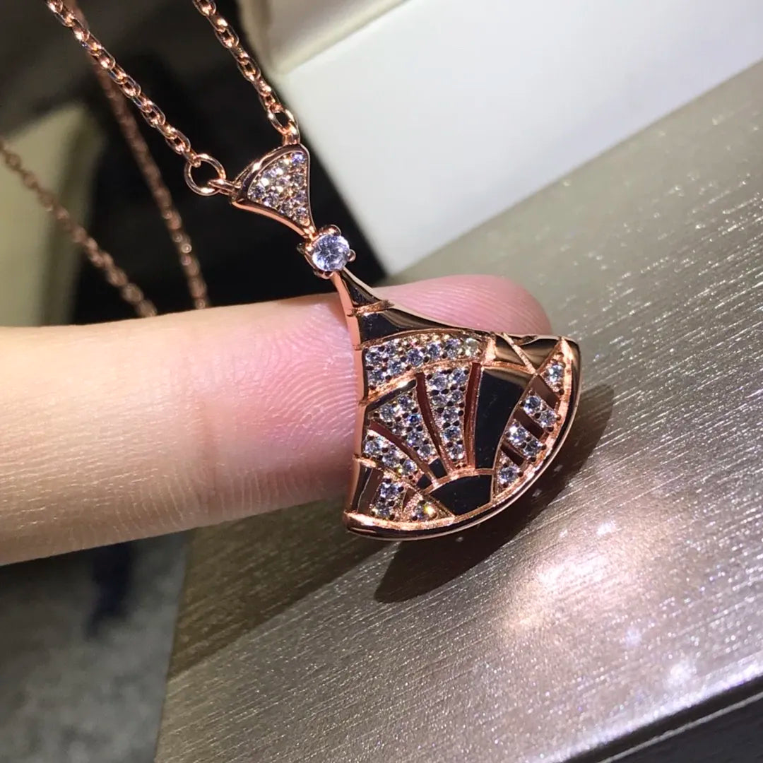 X1Q85S418X Popular Necklaces