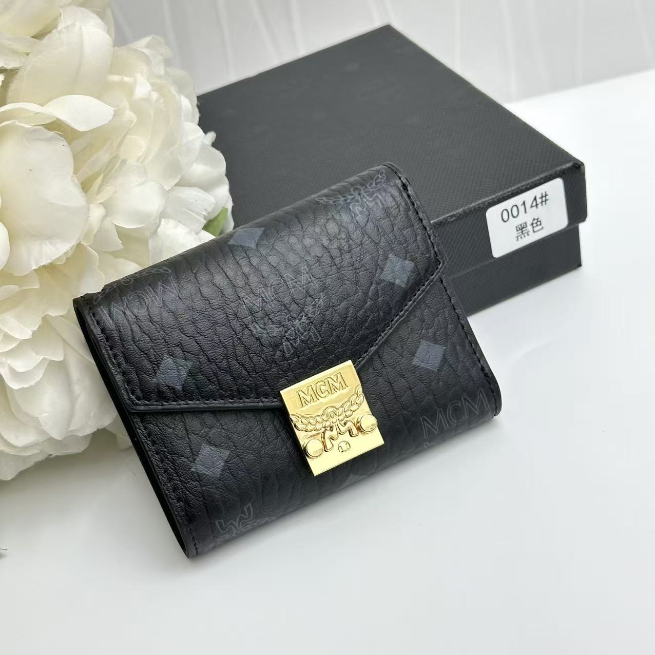 B1N36M13 Popular leather  Wallets