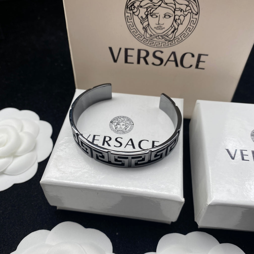 X1Q85V10K  Popular Bracelets