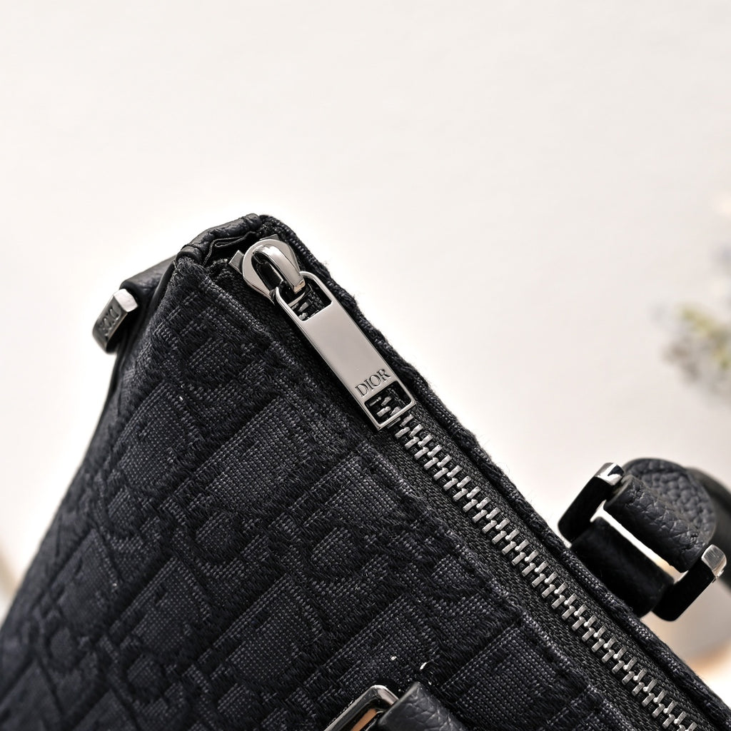 B1X104D65 Popular  bag