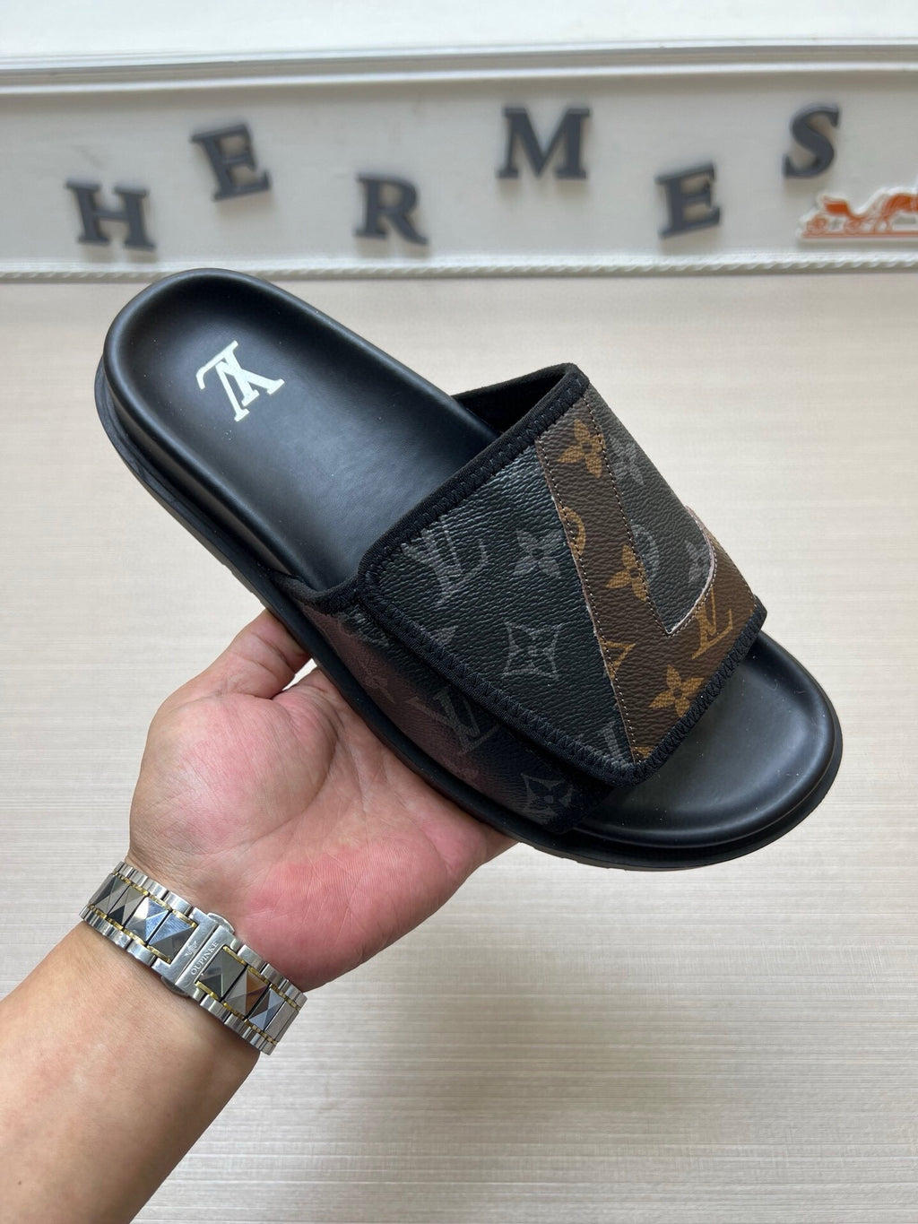 Z5WE251 Popular Slippers