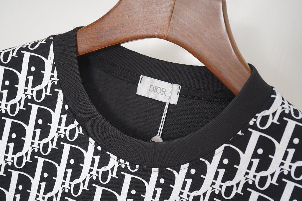 U1R76D11 Popular T-shirts