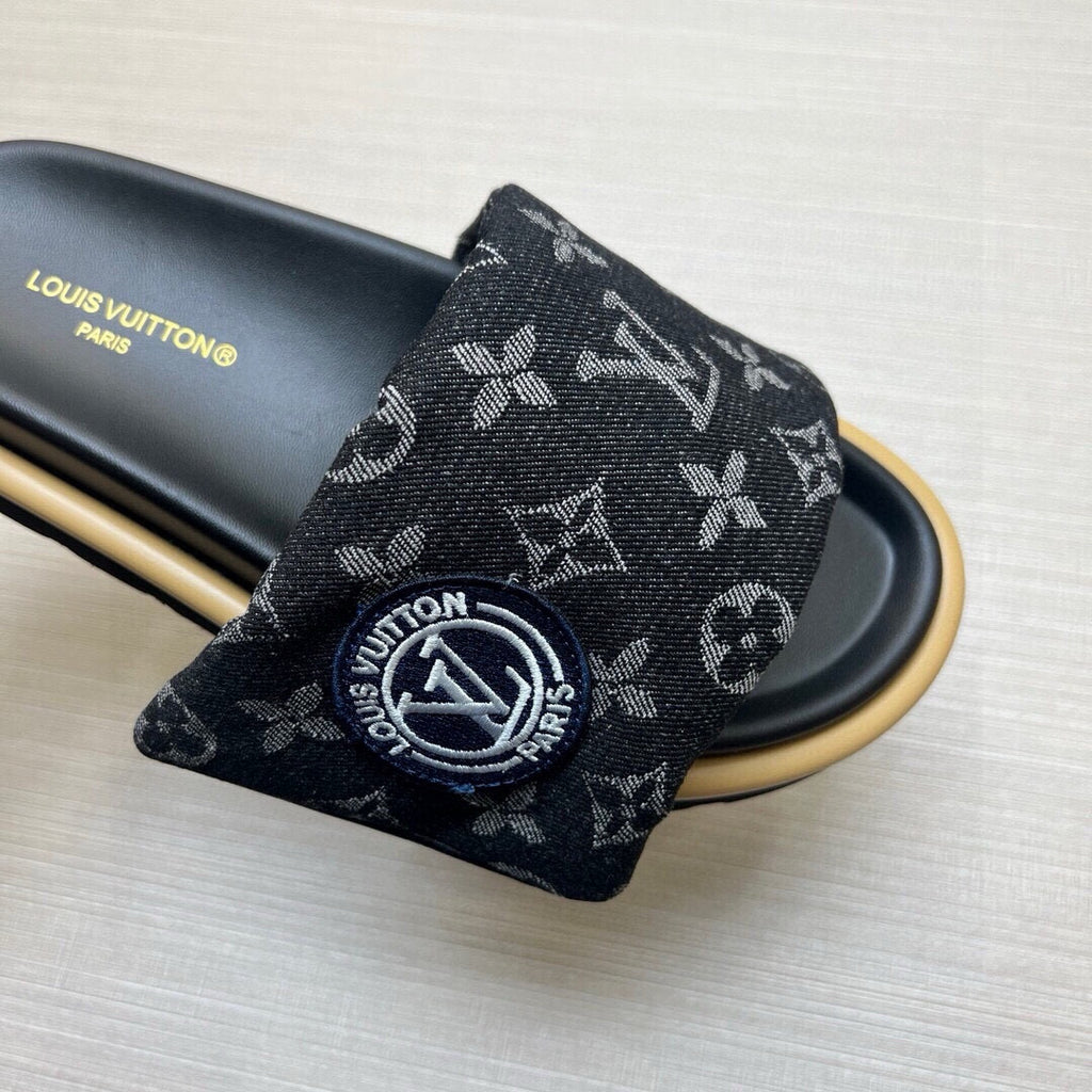 Z5QE7  Popular Slippers