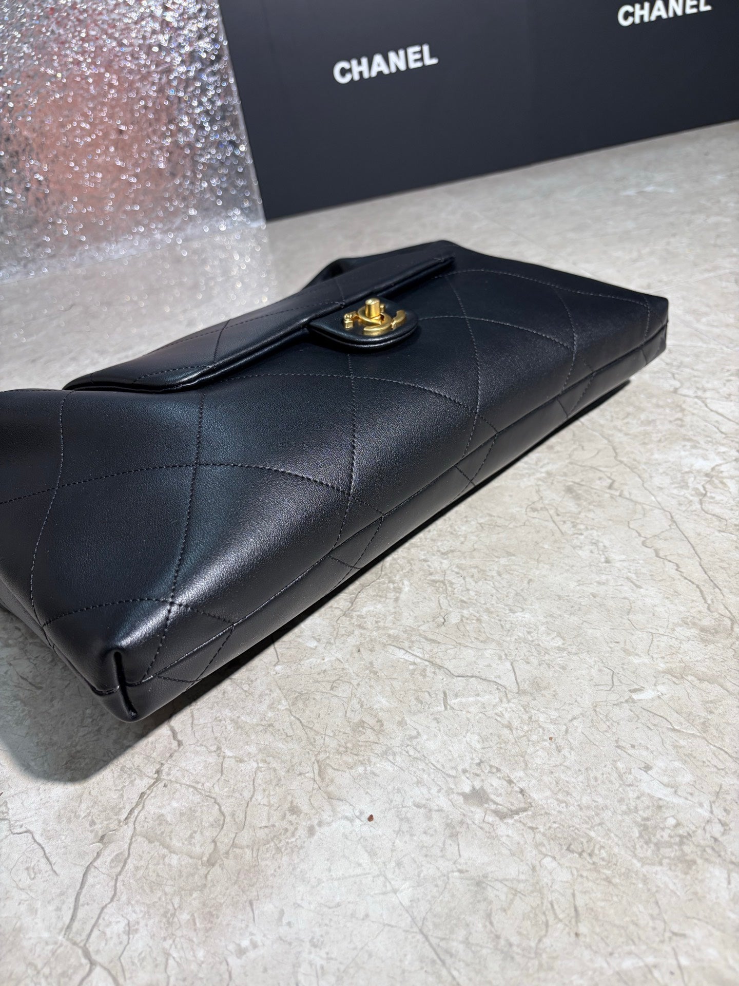 B1R15C146 Popular leather bag