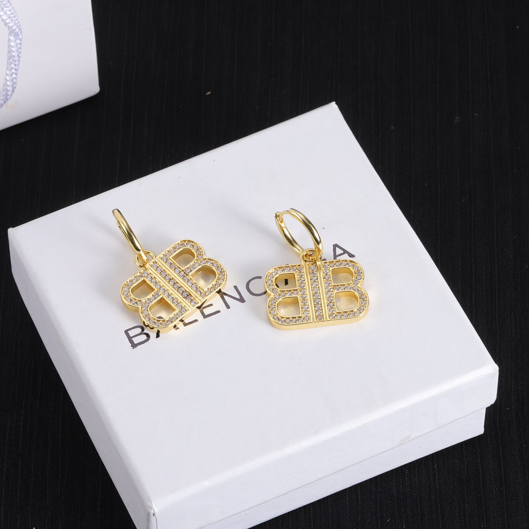 X1Z34J131E Popular Earrings
