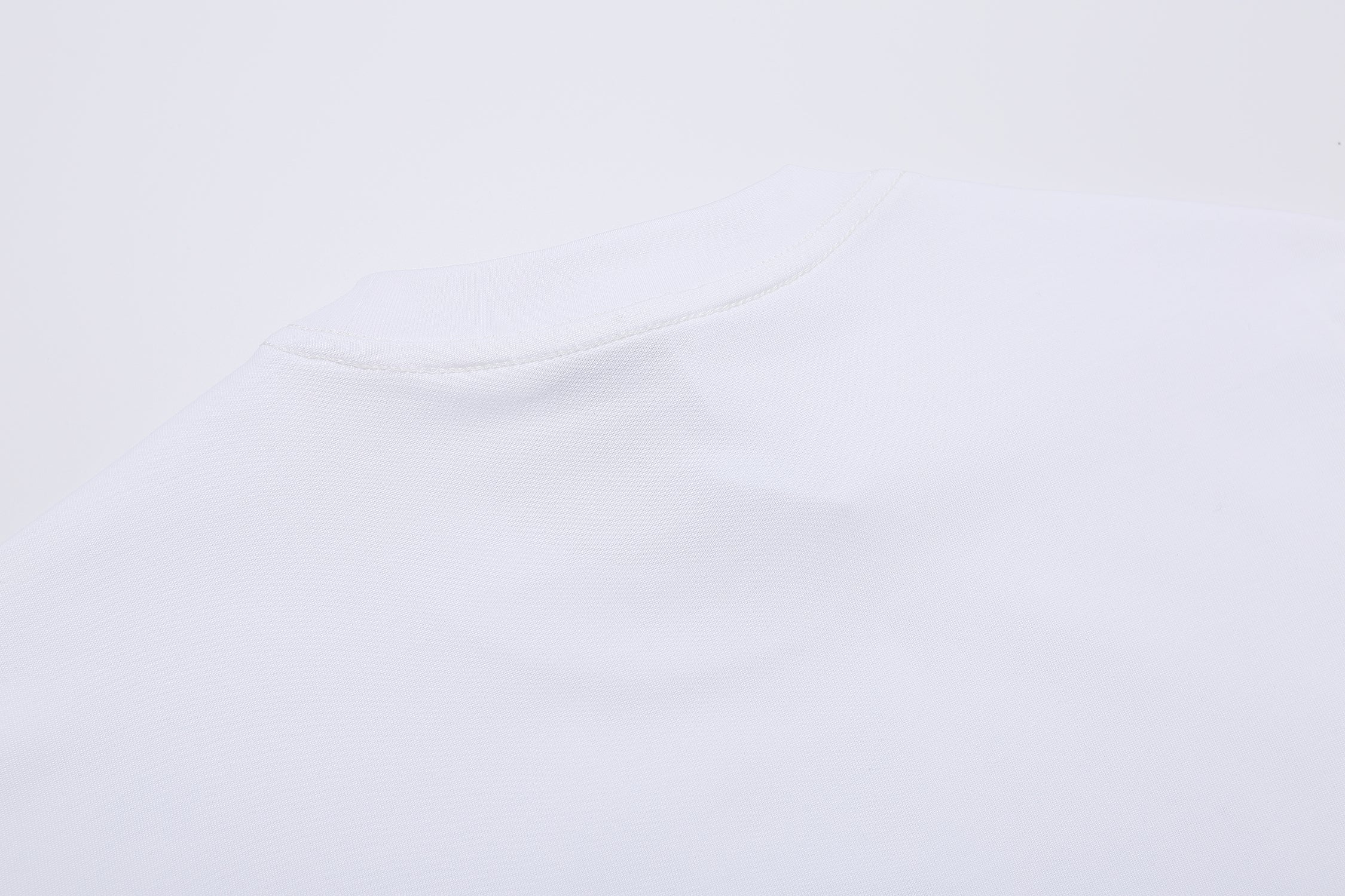 U1R45VL189 Popular T-shirt