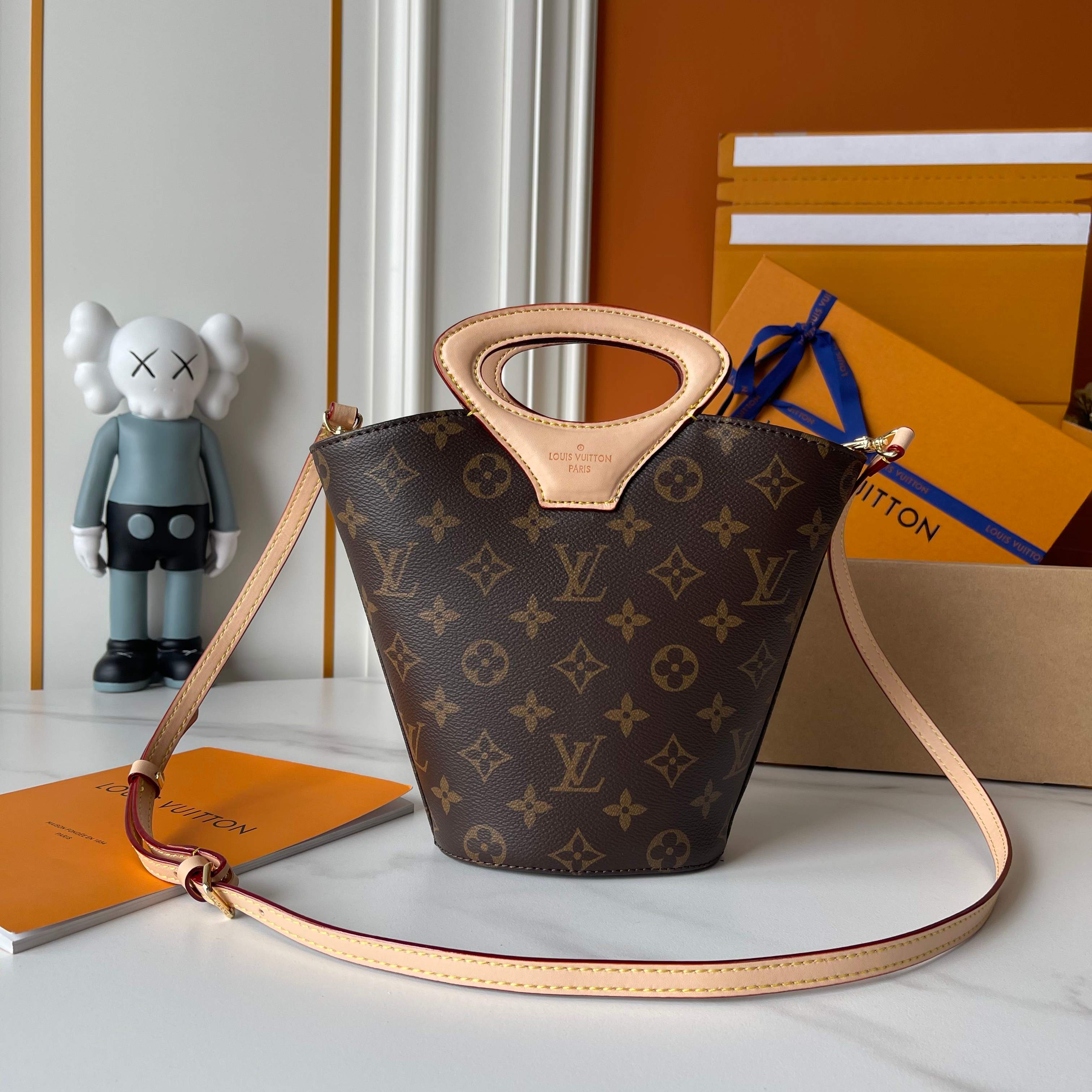 B1N55E80 Popular  leather bag