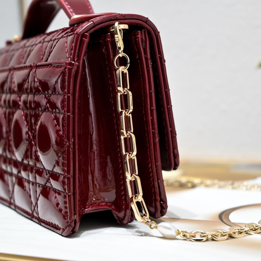 B1N36D27 Popular leather bag