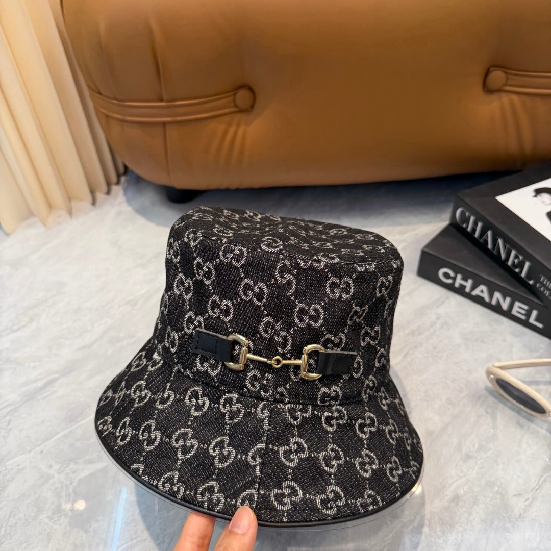 M1N76B4 Popular hats