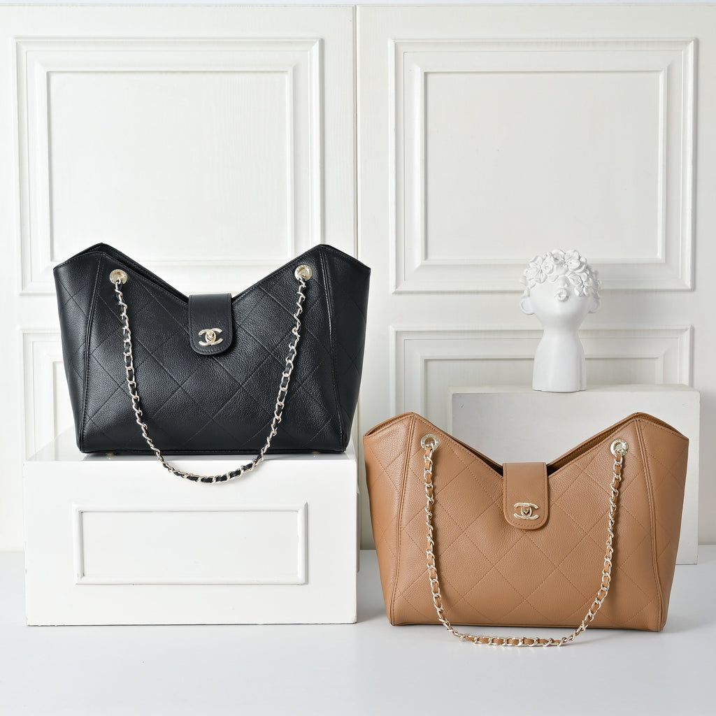 B1P36C43 Popular leather bag