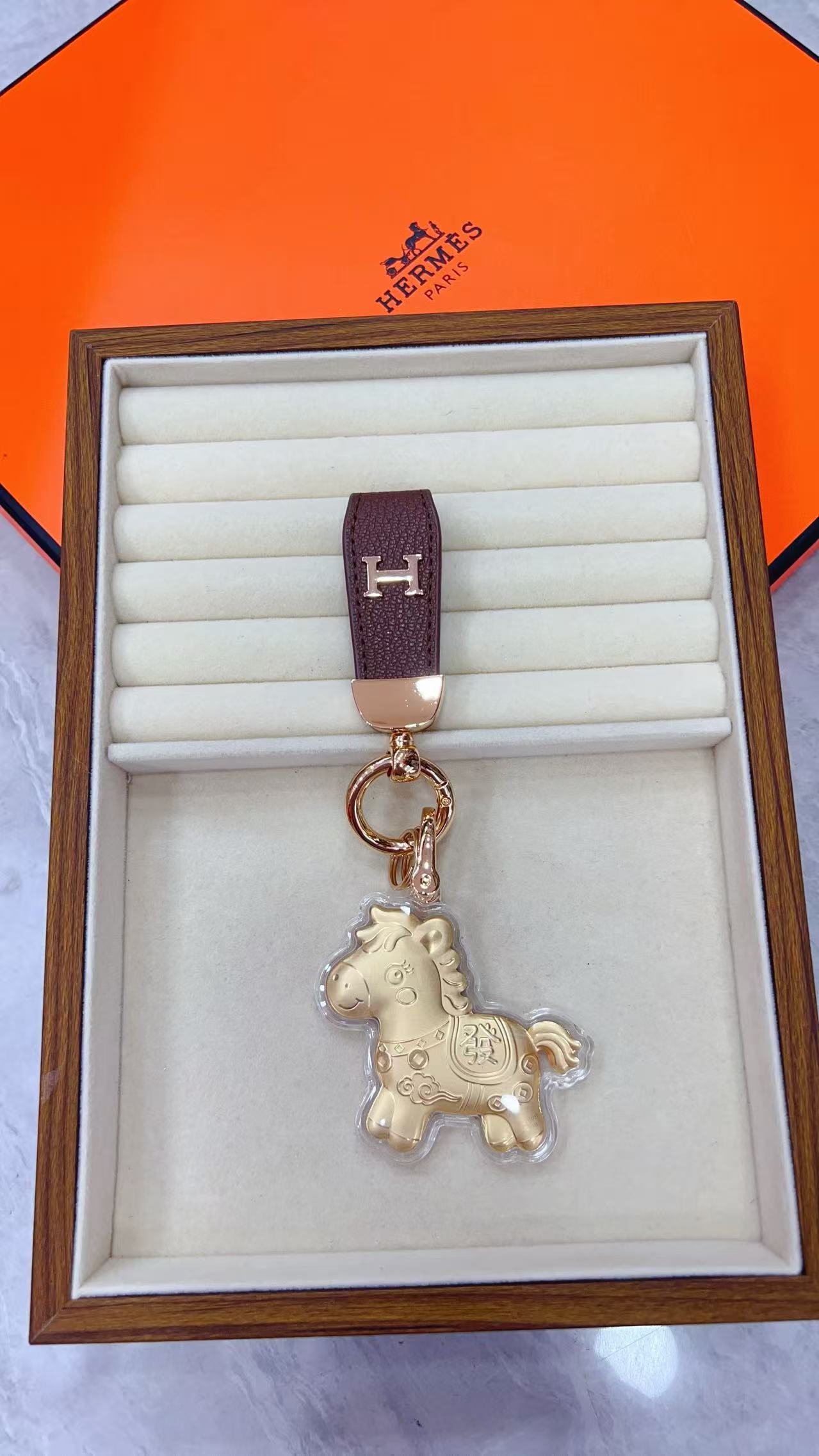 A1Z105H26 Popular bag 's charms accessories