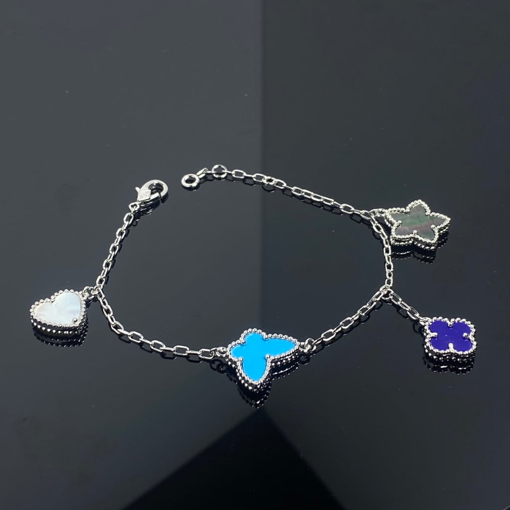 X5Q85VA252X Popular Necklace. Bracelets