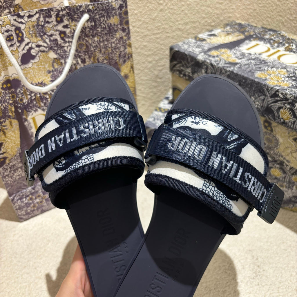Z1ZD17 Popular slippers