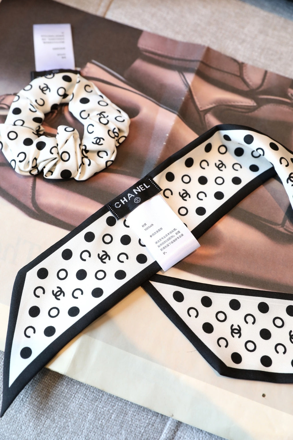W1N46C33 Popular Silk Scarve