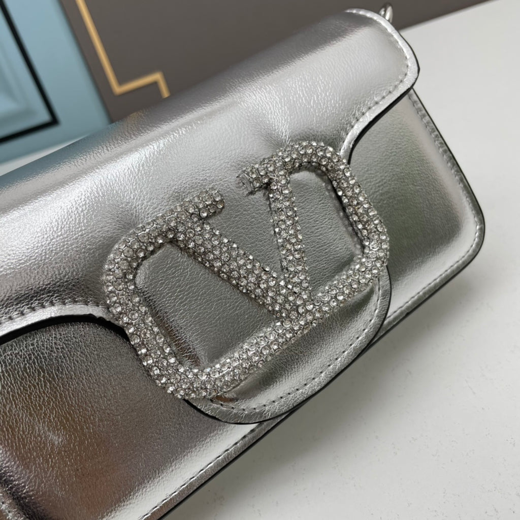 B1W35VL114 Popular  leather bag