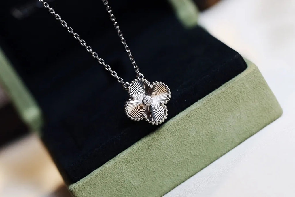 X5X53VA184X Popular 1 flower necklace
