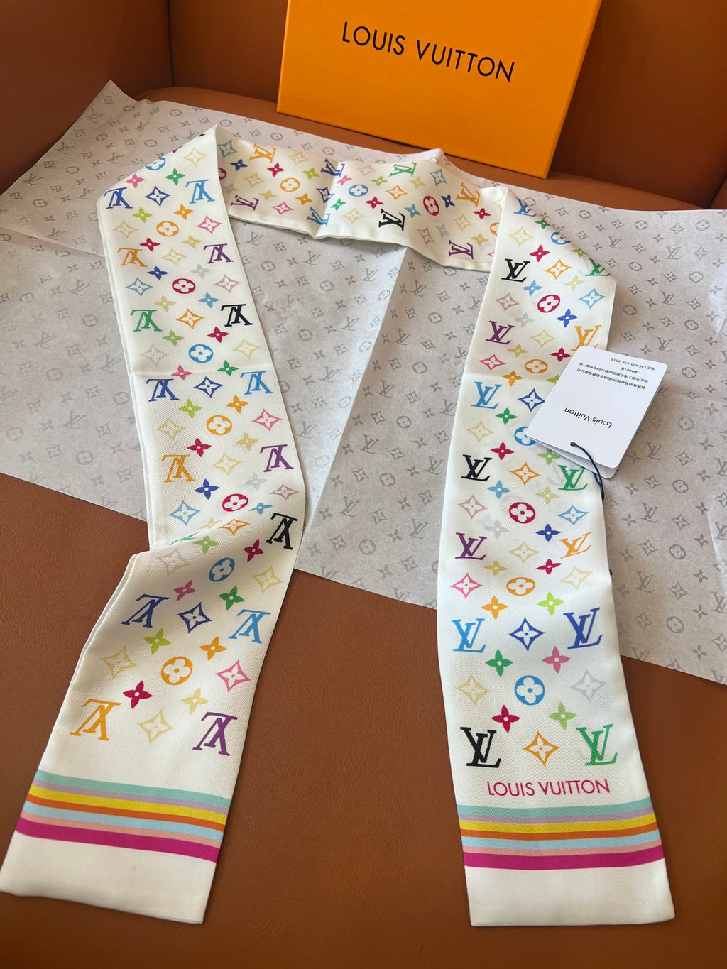 W1N55E41 Popular Silk Scarve