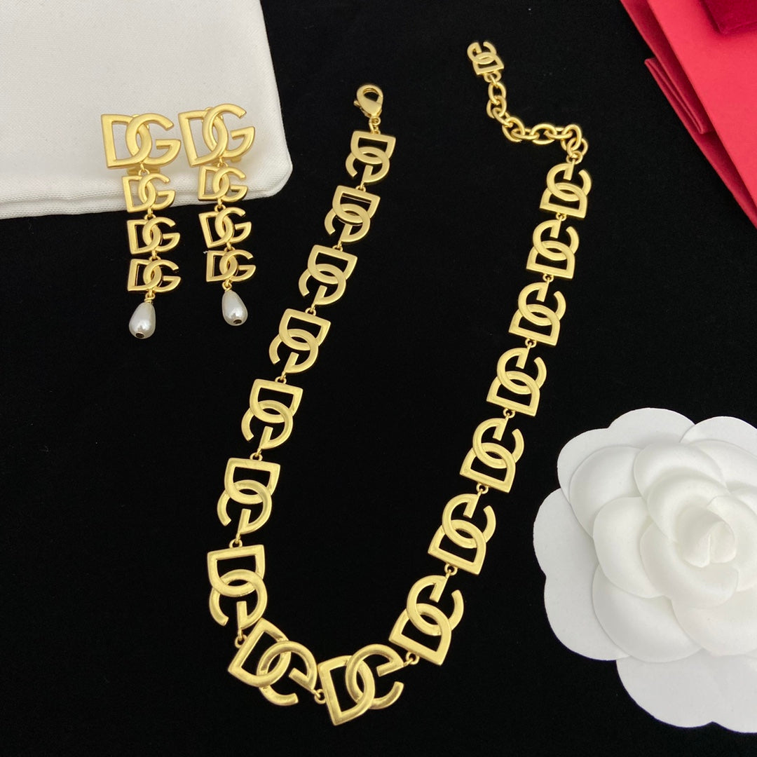 X1N63A137X  Popular  necklace earrings
