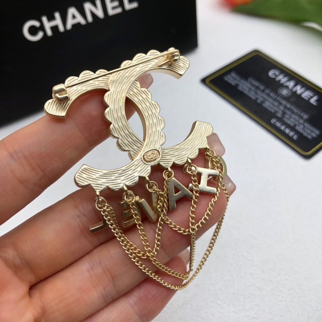 X1Z94C888    Popular Brooch