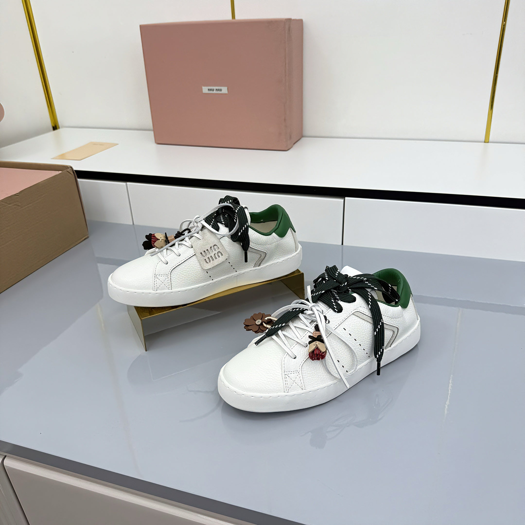 Z2Q105A412 Popular high-quality Shoes
