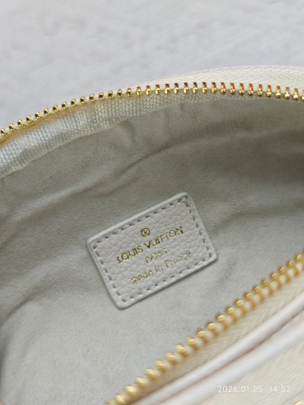 B1P46E74 Popular  bag
