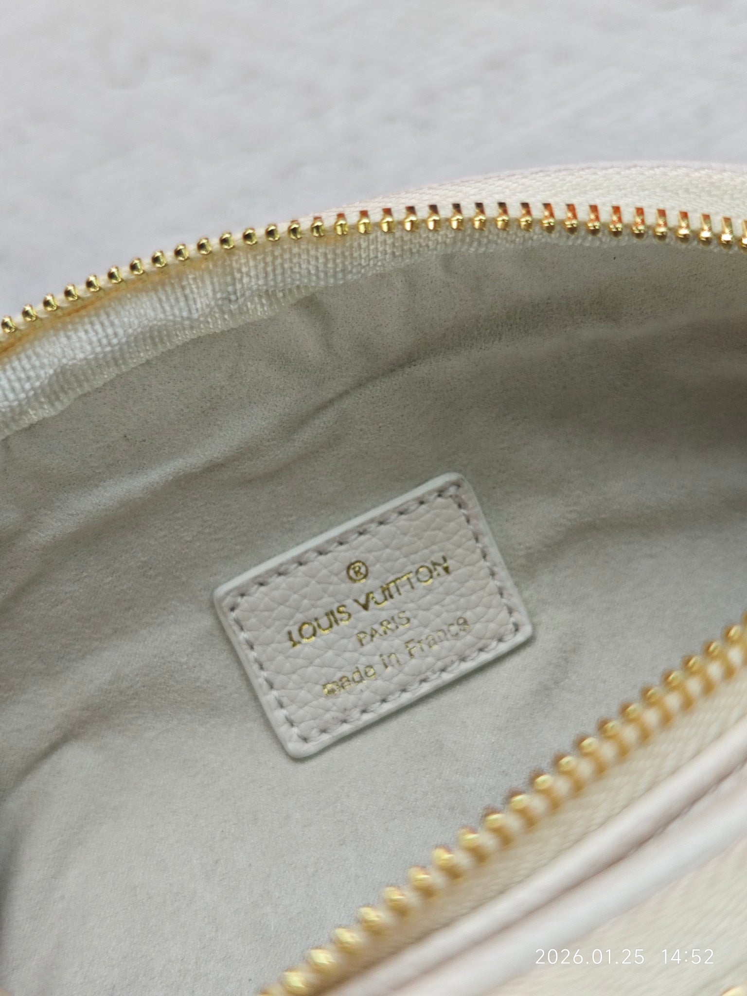 B1P46E74 Popular  bag