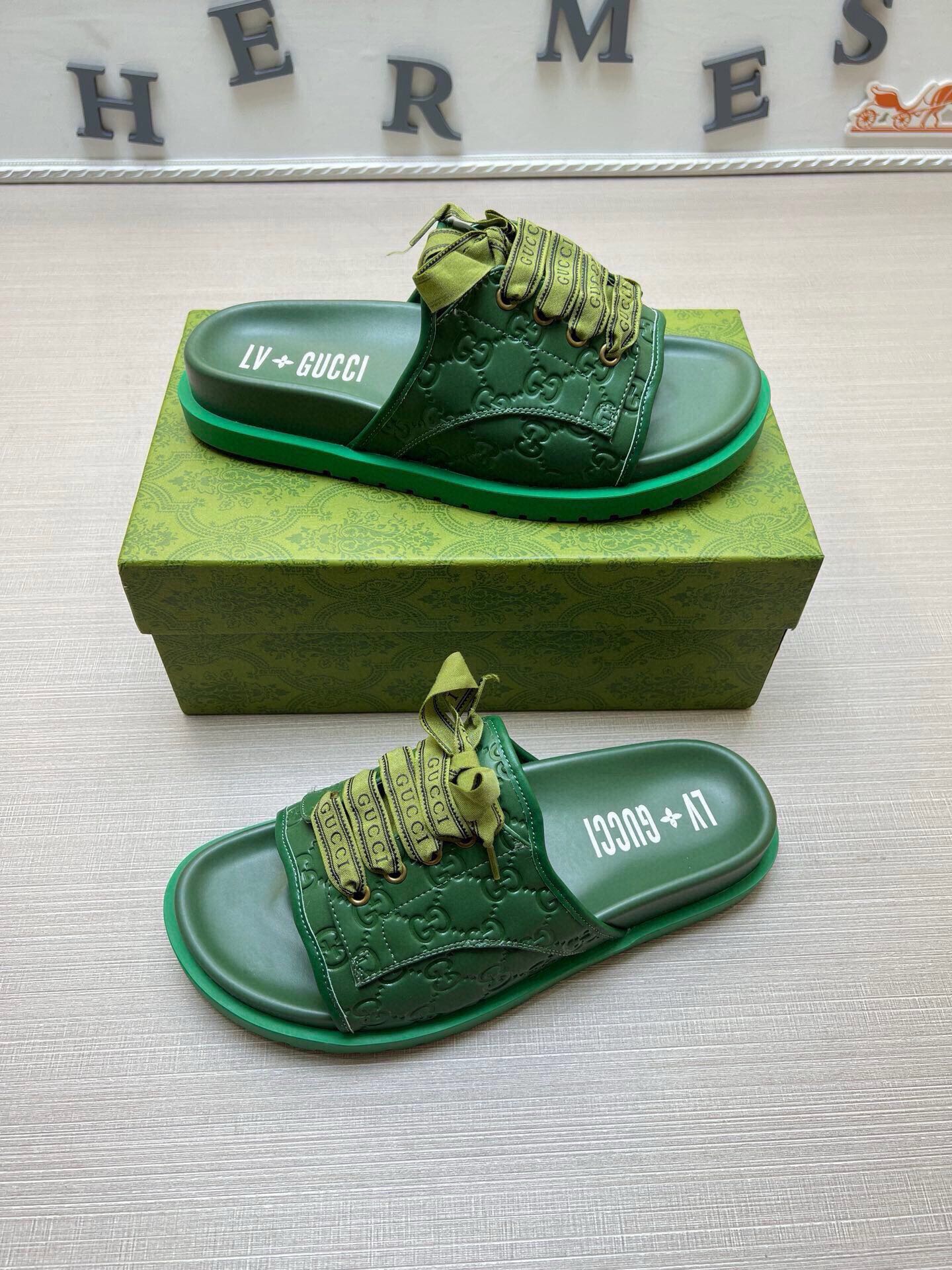 Z5WB242 Popular Slippers