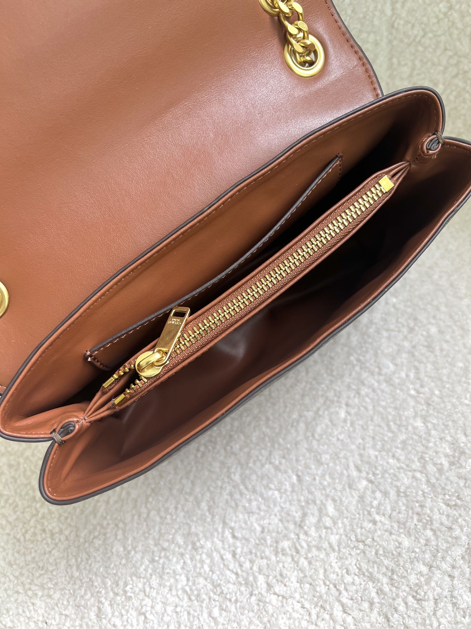 B1X44CL412 Popular   leather bag