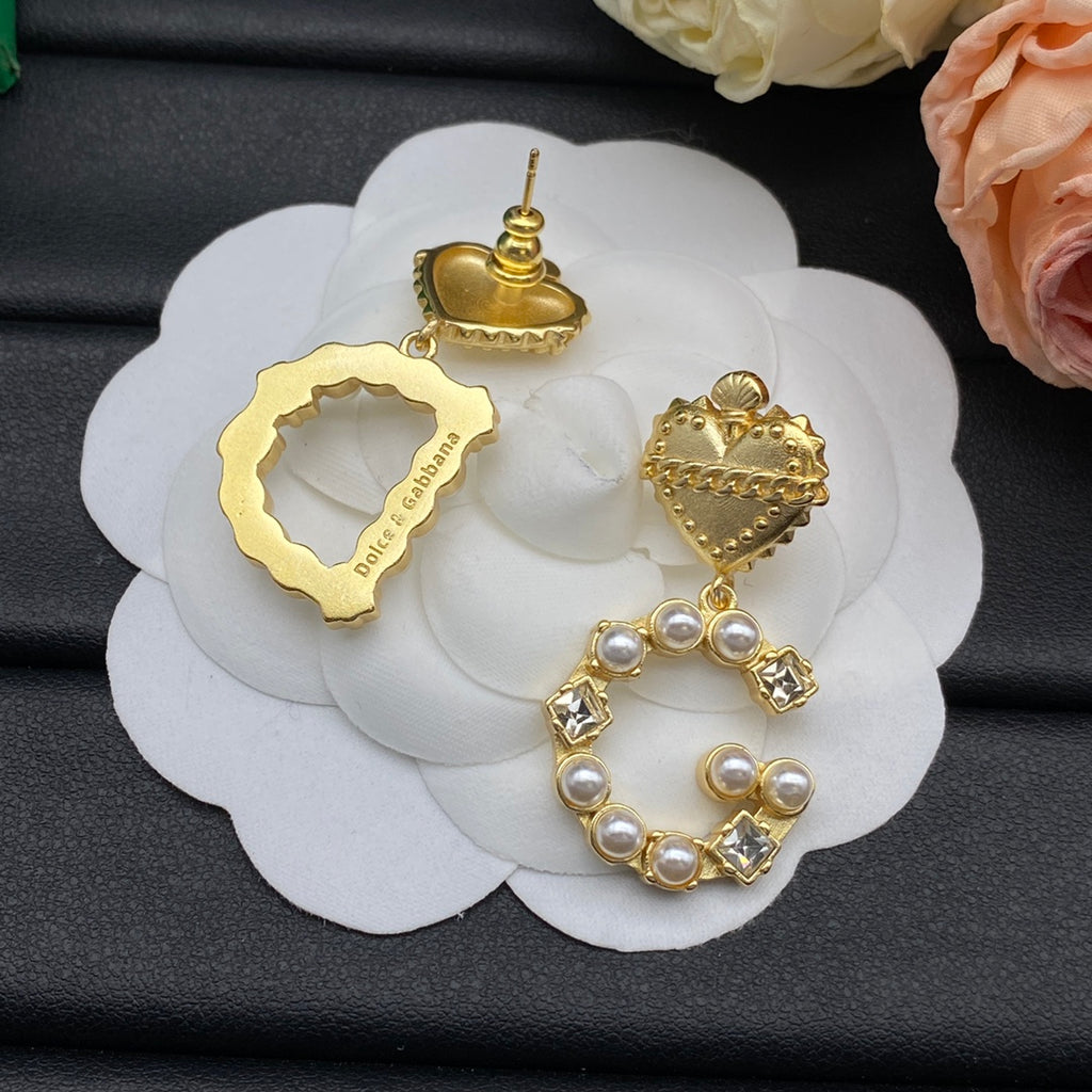 X1Z94D1070E Popular Earrings