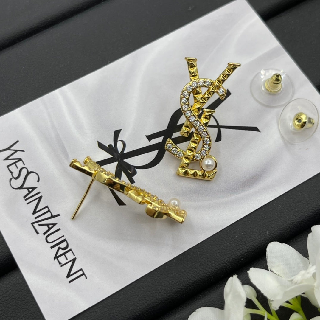 X1Y93SL464E Popular  Earrings