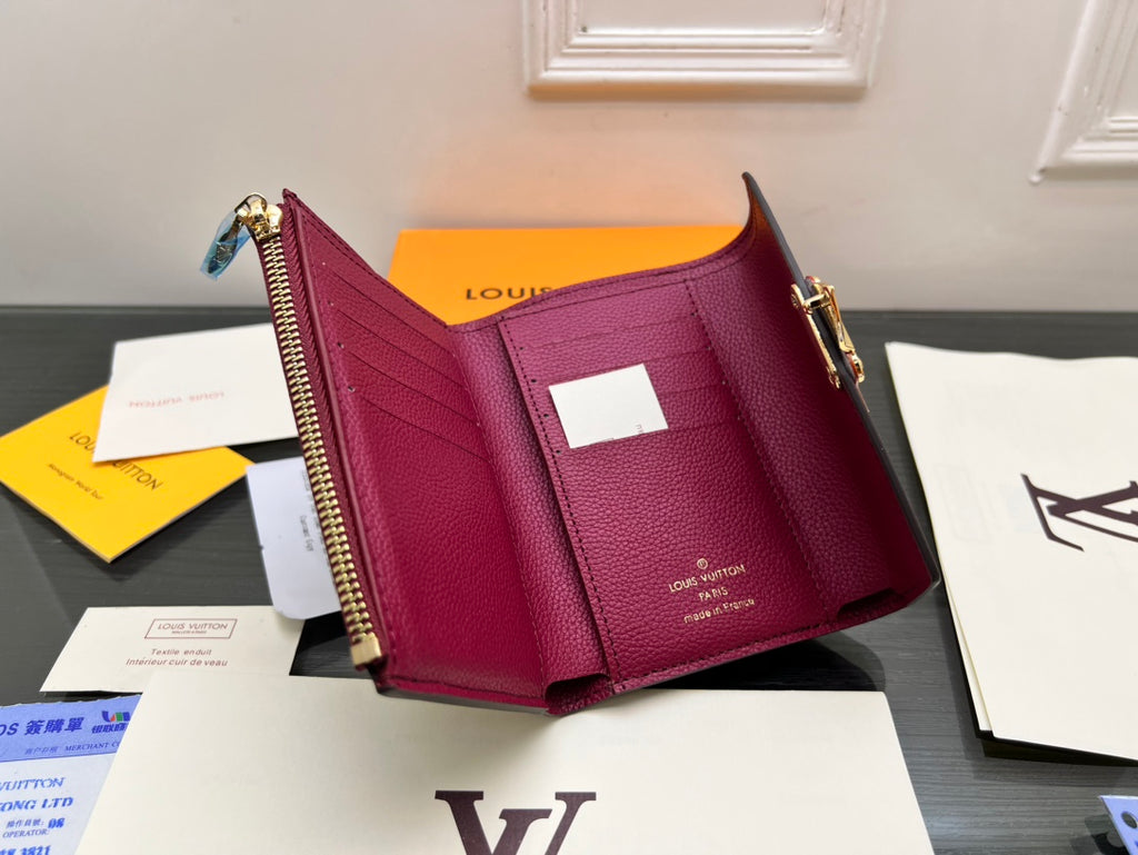 B1N55E43 Popular  leather wallets
