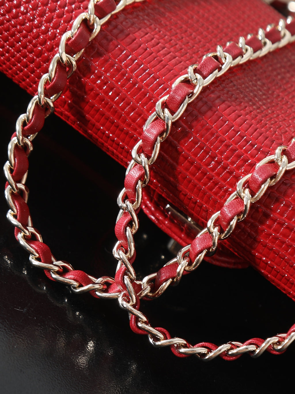 B1R76C23 Popular leather bag