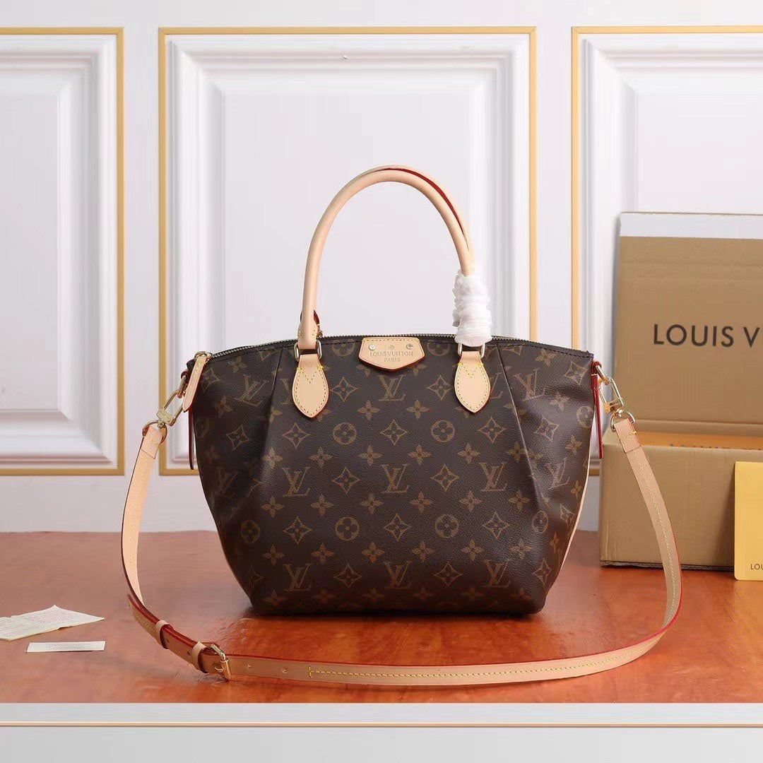 B12X44E351 Popular leather bag 