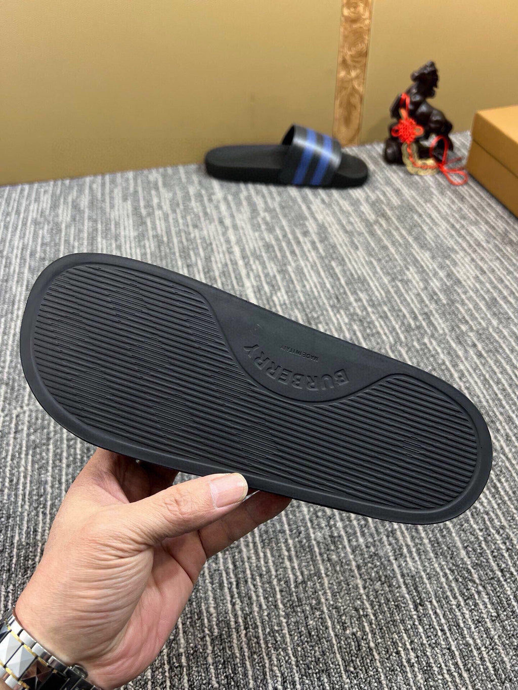 Z5Z35R259 Popular Slippers