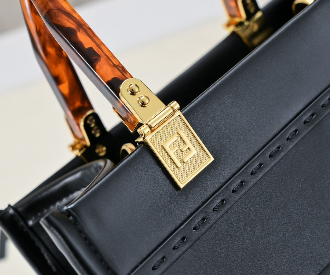 B1P36F101 Popular leather bag