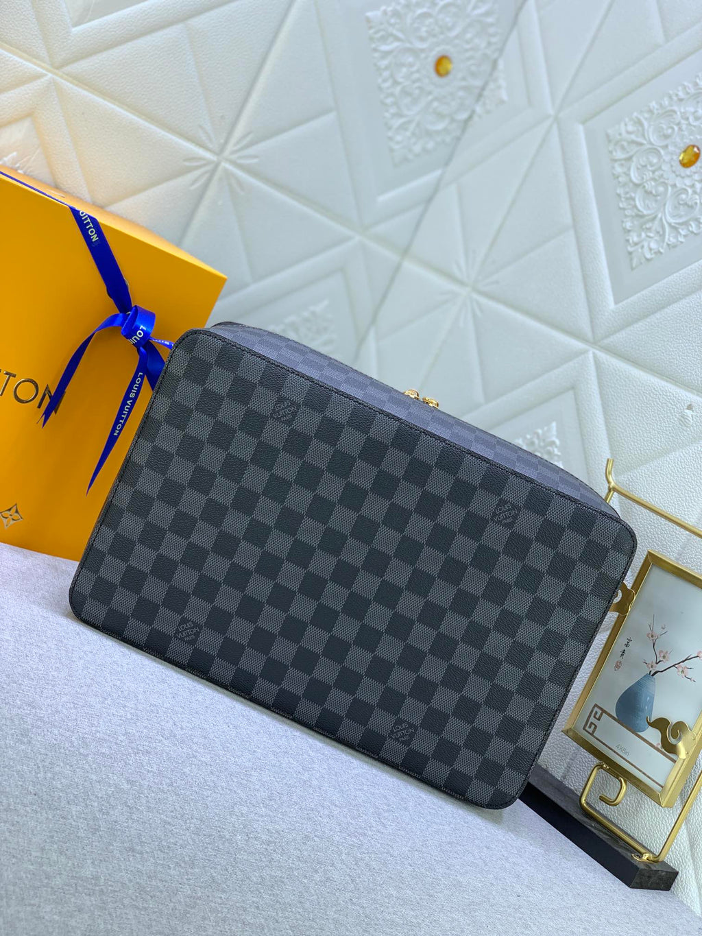 B1X34E272 Popular  leather bag 