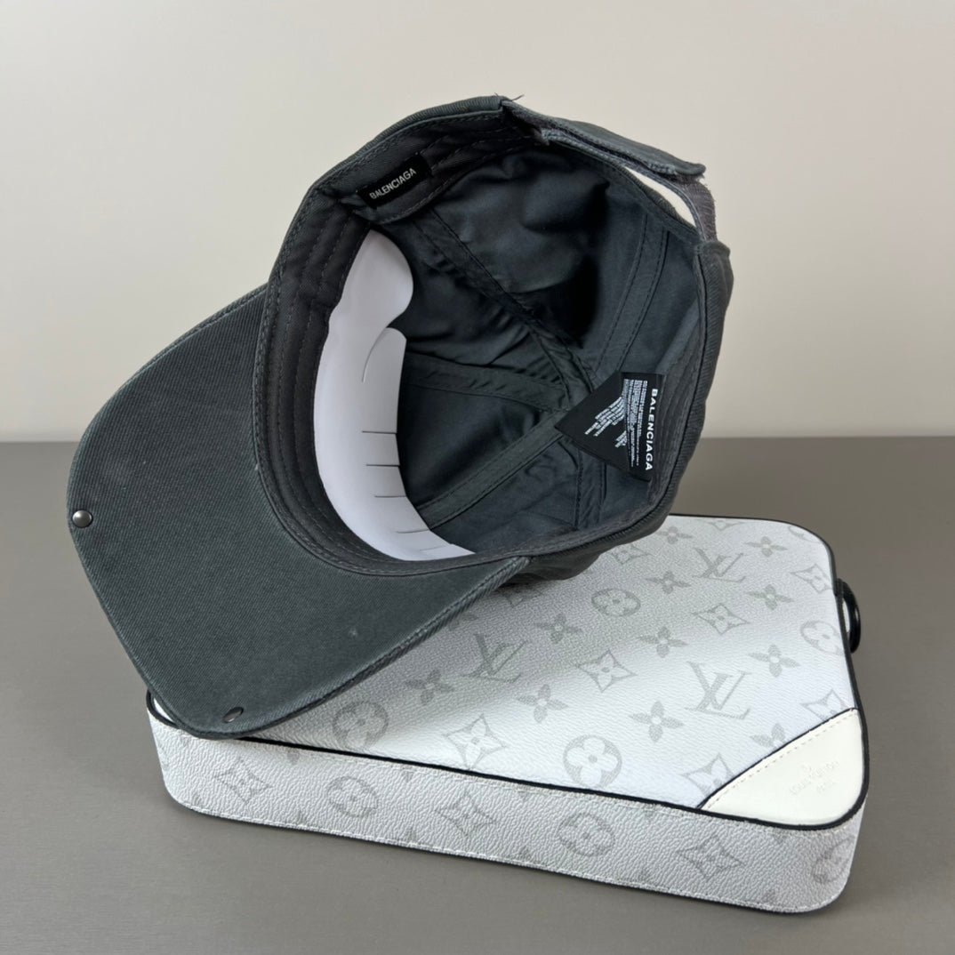 M1Z25J528 Popular  hats